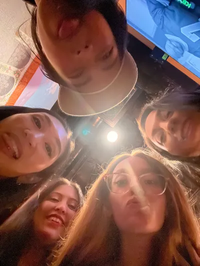 Chloe - Personal photo 6