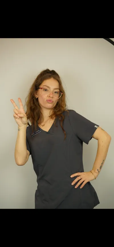 Chloe - Personal photo 9